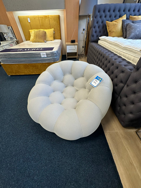 1 seater - bubble sofa chair white designer - x display only - Alloa