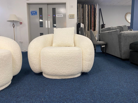 Milano Boucle 1 Seater