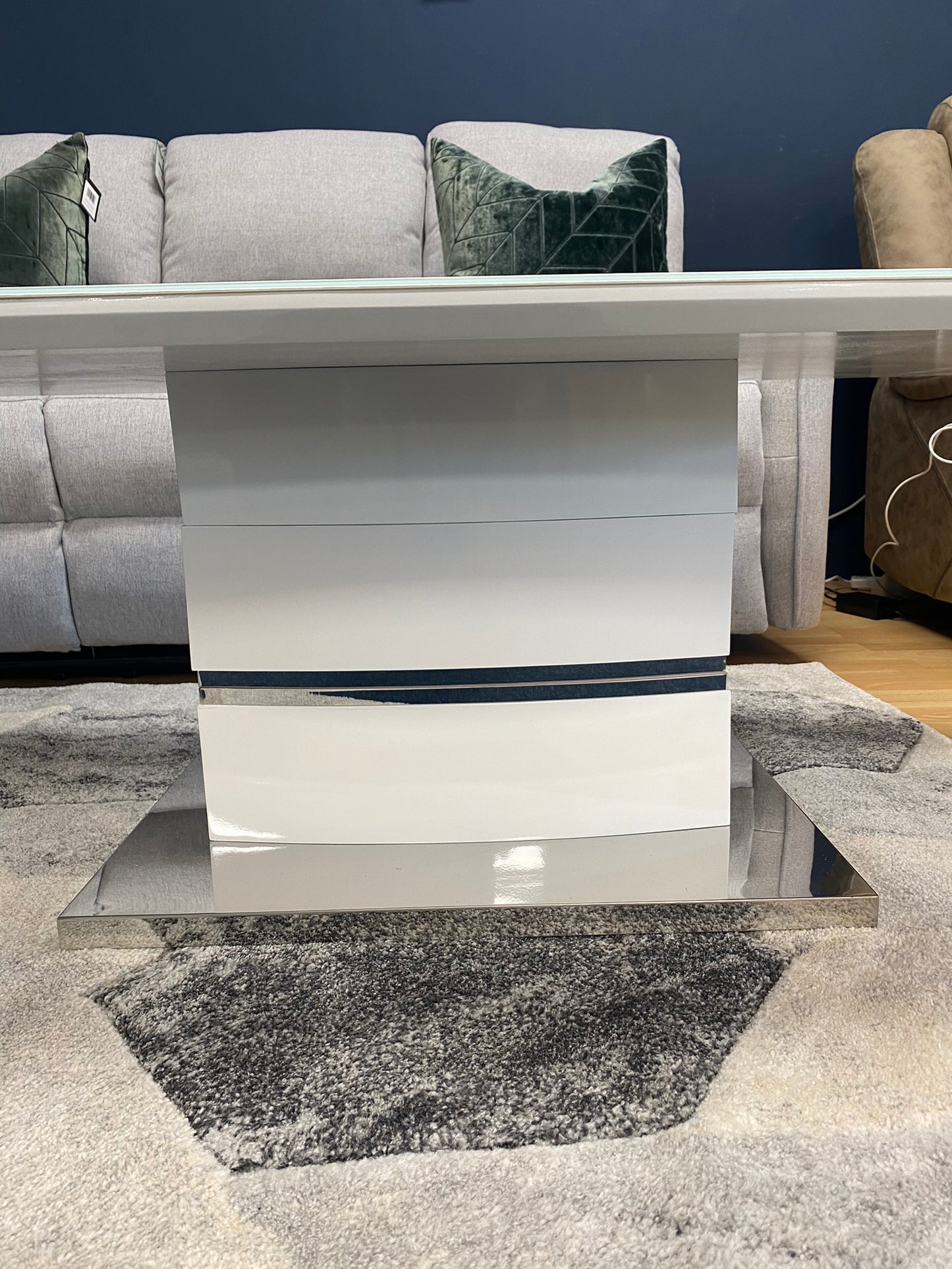 High Gloss White Coffee Table with Chrome Base