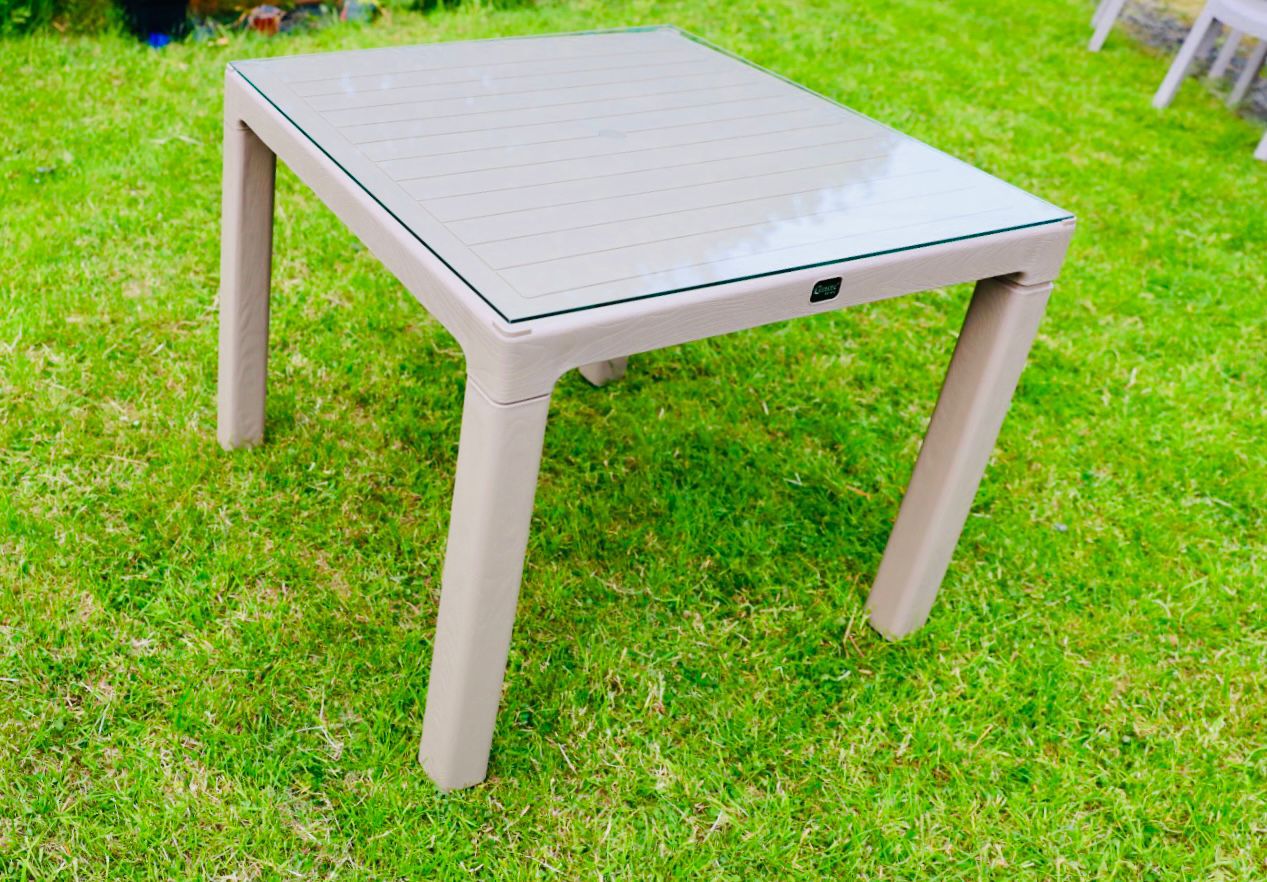 Garden Table with 4 Chairs